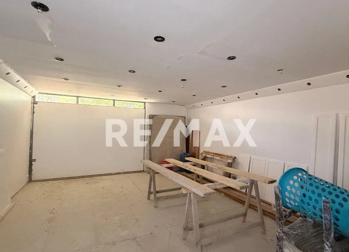 VENTA TERRENO APTO DESARROLLO C/GALPON CIPOLLETTI 8
