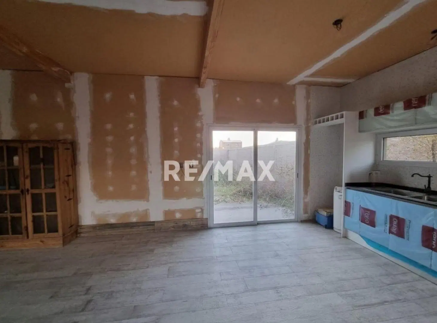CASA A TERMINAR | 3 DORM EN VENTA | CINCO SALTOS 3