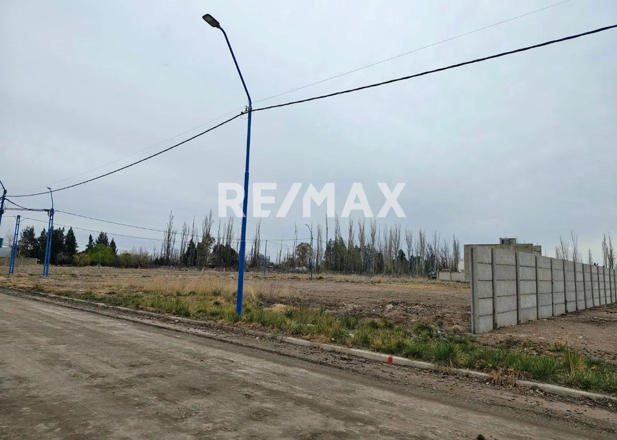 TERRENO COMERCIAL EN VENTA- FRENTE RUTA 22- ROCA 3