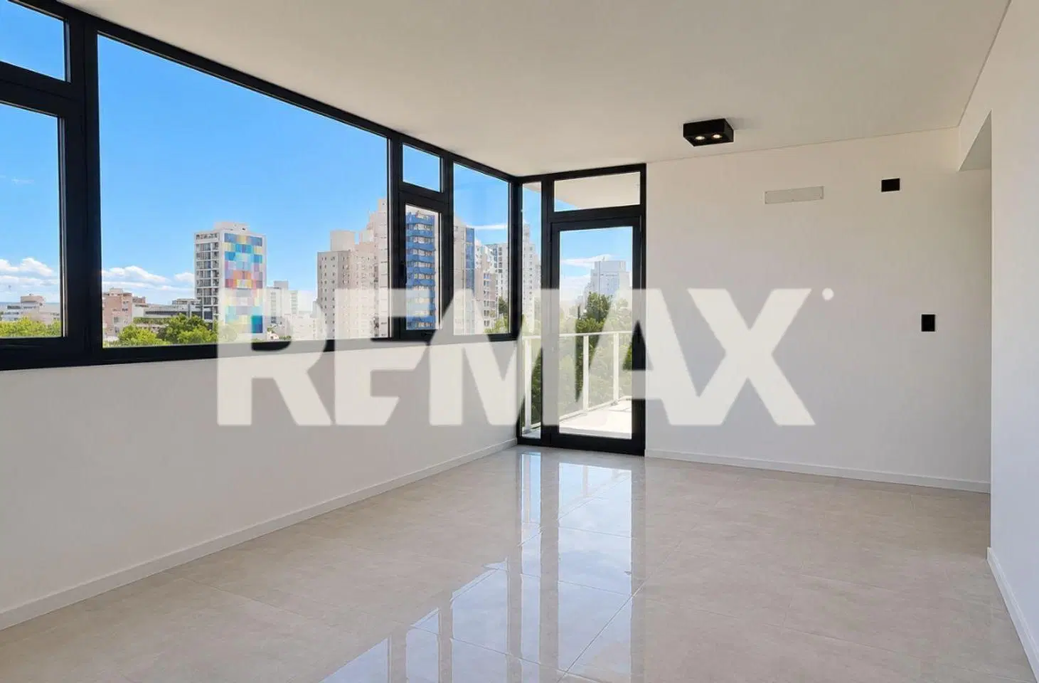 VENTA DEPARTAMENTO 1 DORMITORIO  ED LUMINIA 5