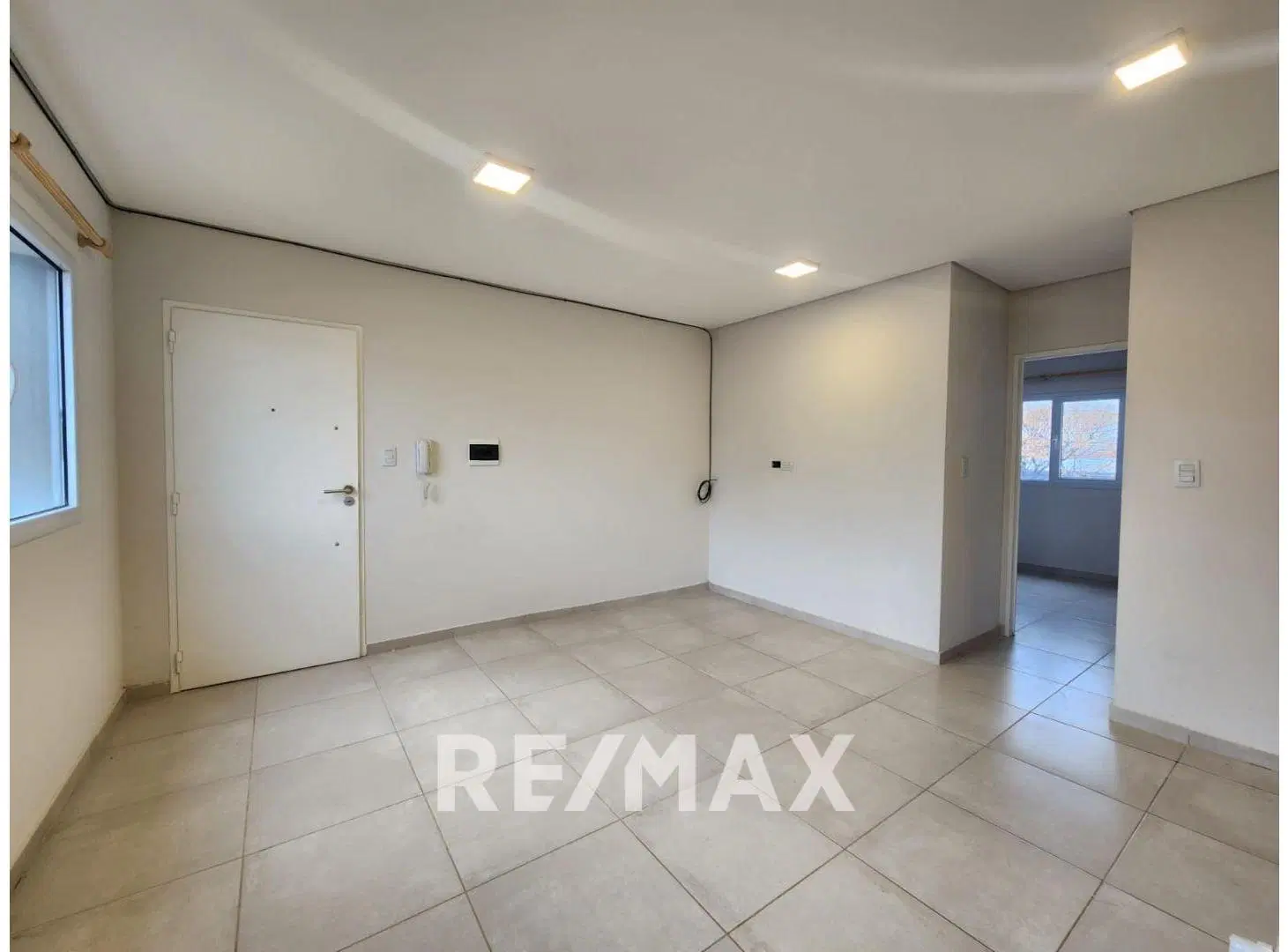 ALQUILER DEPARTAMENTO UN DORMITORIO EN CIPOLLETTI 2