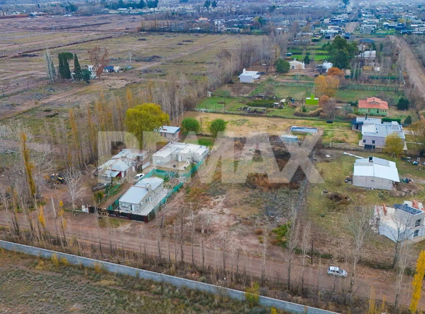 VENTA DE TERRENO EN CIPOLLETTI 4