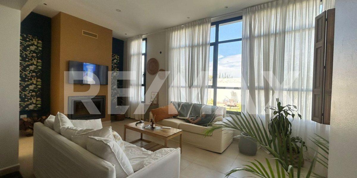 Foto de Venta Casa Nivel Gerencial - Piedras Blancas, imagen 3
