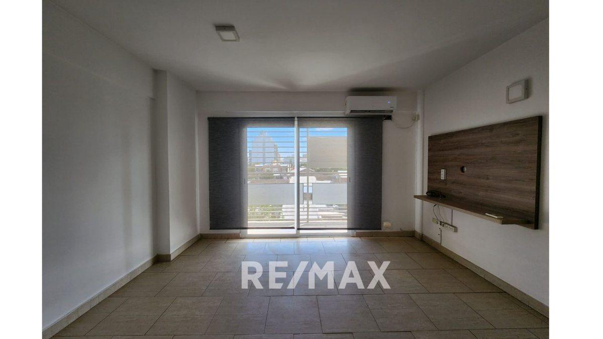Foto de VENTA DEPARTAMENTO CON COCHERA CIPOLLETTI, imagen 5
