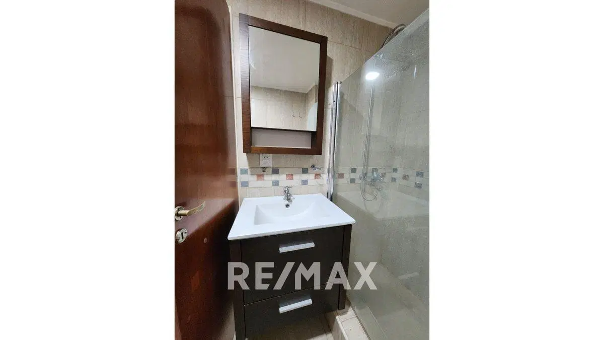 VENTA DEPARTAMENTO  CON COCHERA CIPOLLETTI 5