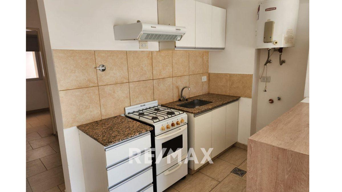 Foto de VENTA DEPARTAMENTO CON COCHERA CIPOLLETTI, imagen 4