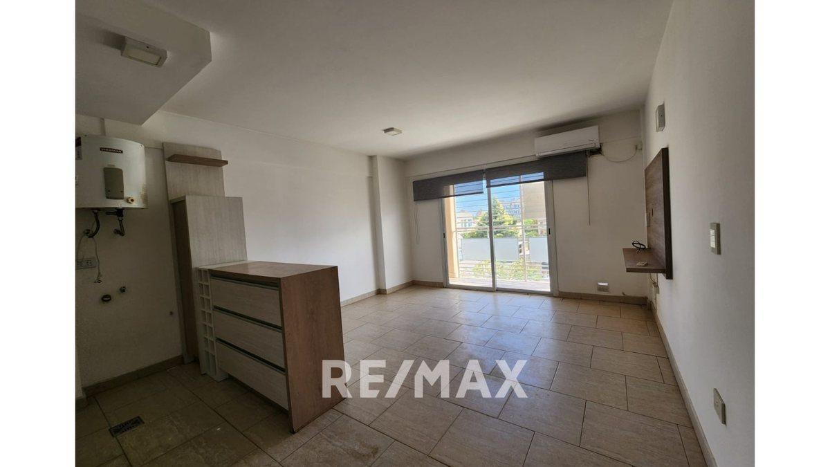 Foto de VENTA DEPARTAMENTO CON COCHERA CIPOLLETTI, imagen 1