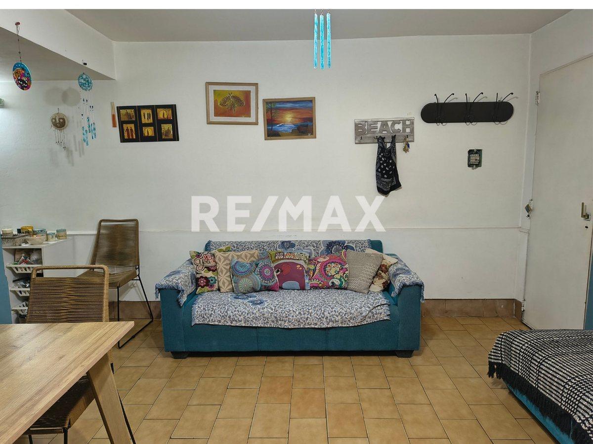 Foto de VENTA DEPARTAMENTO NQN, CALLE CHILE 78, imagen 2