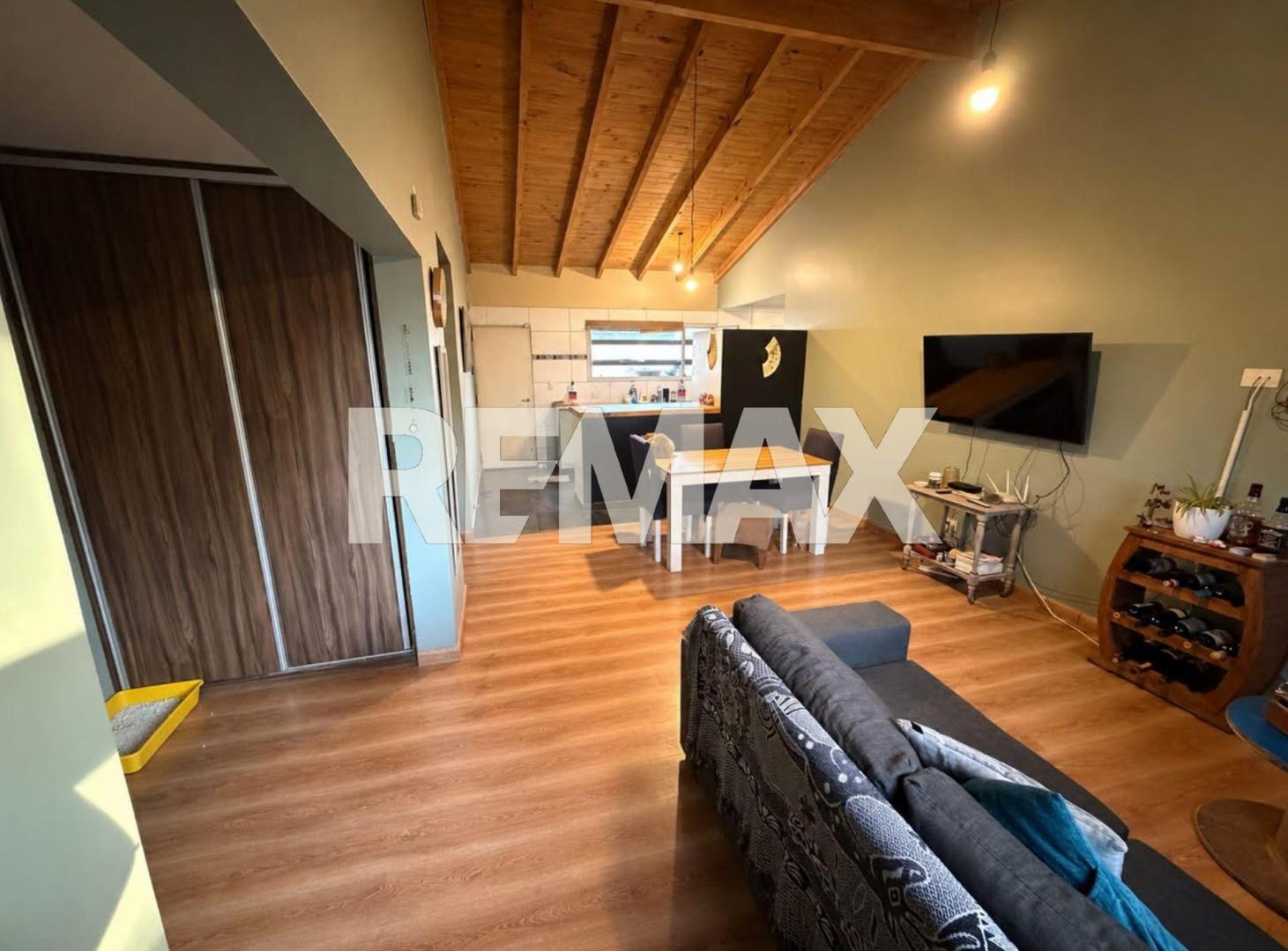 Foto de VENTA CASA 2 DORMITORIOS - CIPOLLETTI, imagen 1