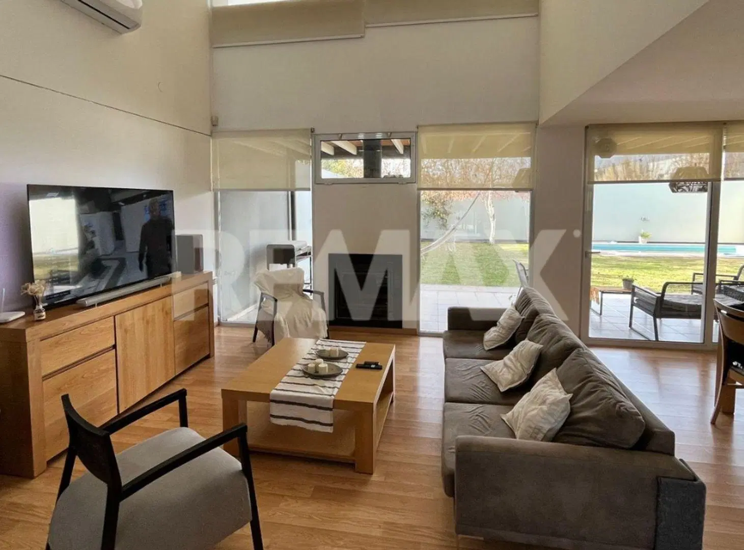 Venta casa  en El manzanar Cipolletti 5