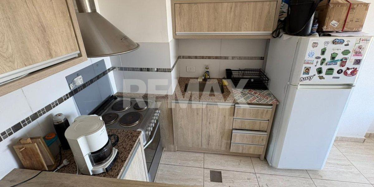 Foto de VENTA DPTO 1 DORMITORIO CON COCHERA CIPOLLETTI, imagen 2