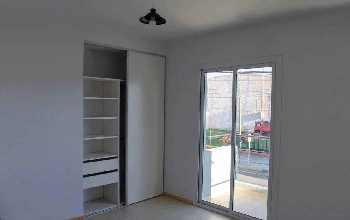 Foto de VENTA DE DEPARTAMENTO ALLEN, imagen 3