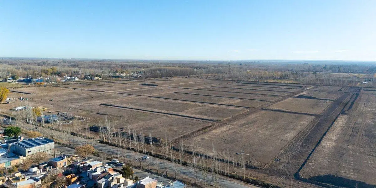 VENTA LOTE RESIDENCIAL  B° GRAN ALAMEDA CIPOLLETTI 2