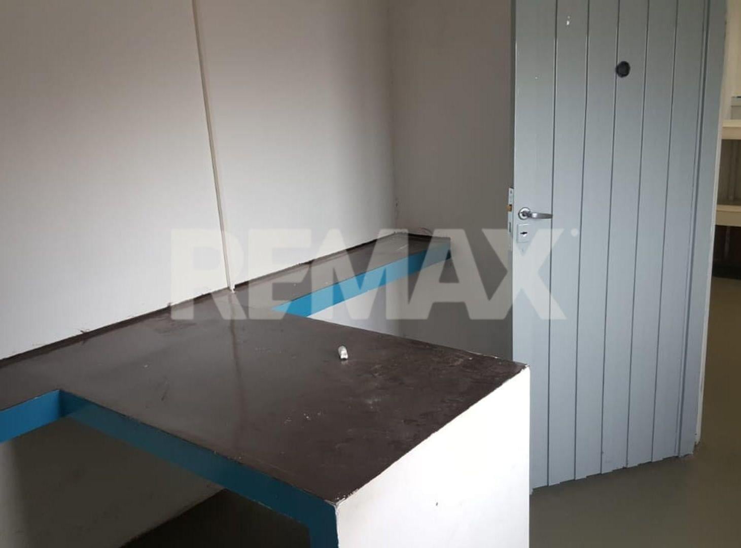 Foto de Venta Galpón y Oficina en Fernandez Oro, imagen 4