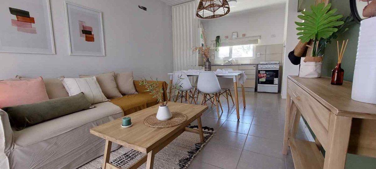 Foto de VENTA CASA 2 DORMITORIOS APTA CREDITO HIPOTECARIO, imagen 2