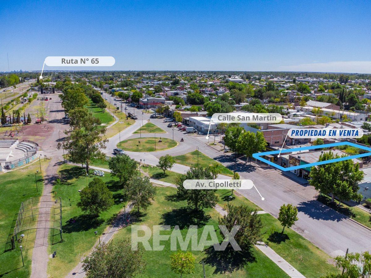 Foto de VENTA SALON COMERCIAL TERRENO DE 675 M, imagen 4