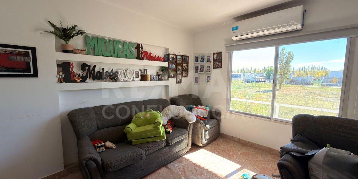 Foto de VENTA CASA C/ LOCAL Y DTO FERNANDEZ ORO, imagen 1