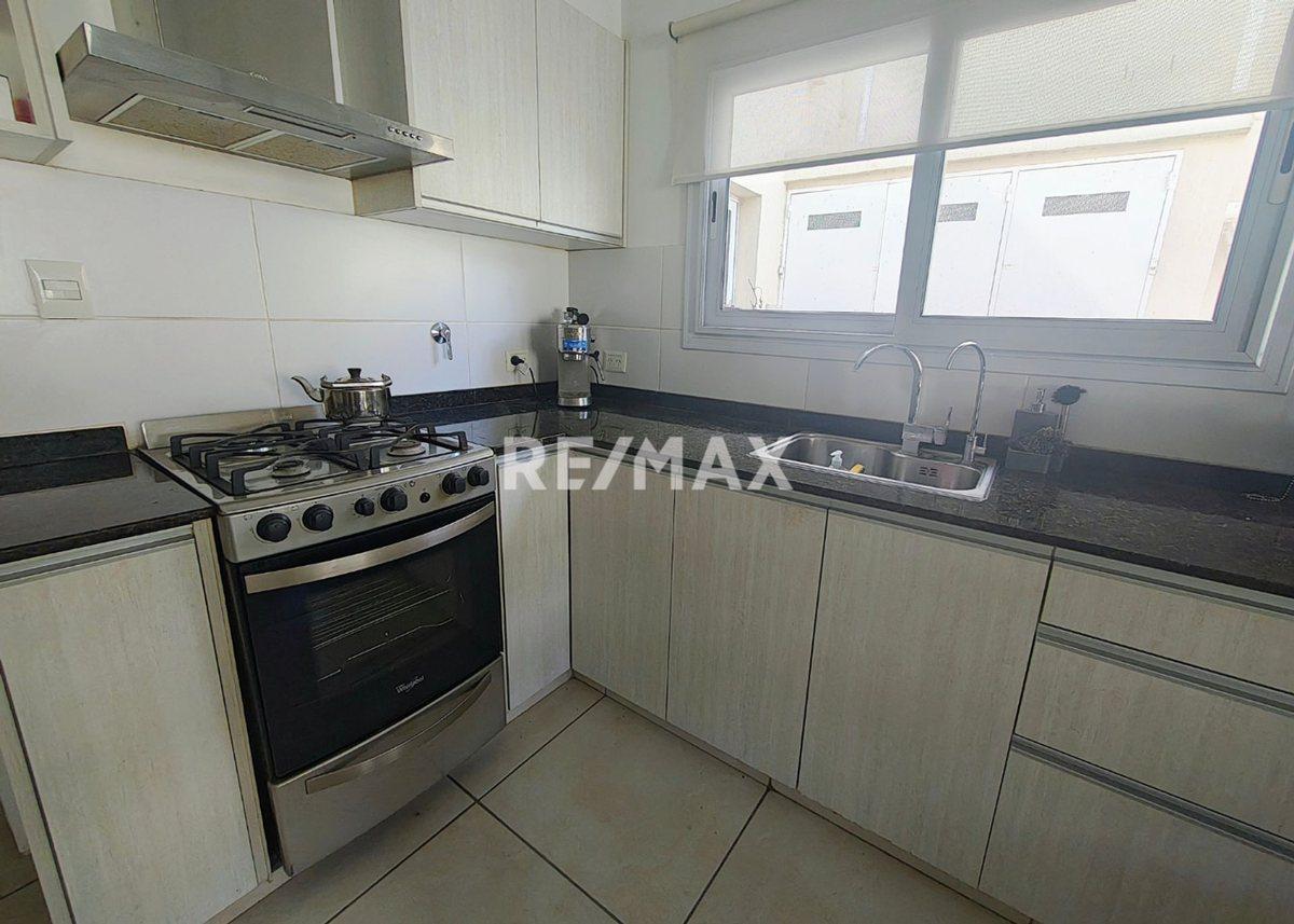 Foto de ALQUILER CASA GERENCIAL, EX ZONA PEAJE CENTENARIO, imagen 4
