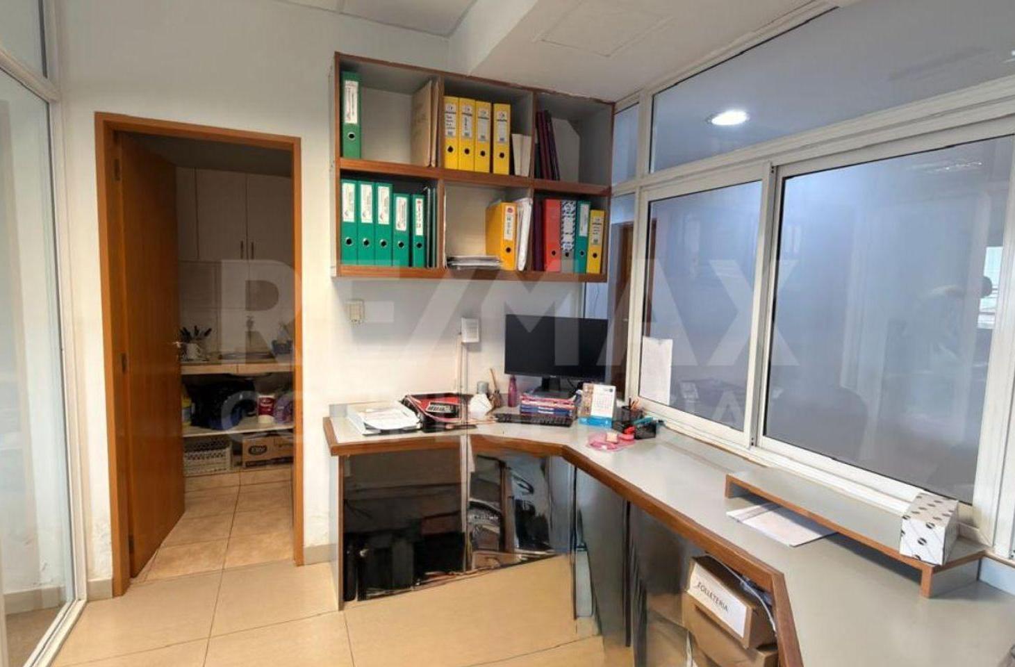 Foto de VENTA DE OFICINA NEUQUEN CAPITAL, imagen 3