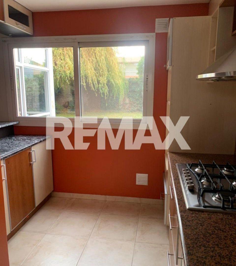 Foto de VENTA 3 Dorm CASA Bº MANZANAR - CIPOLLETTI, imagen 4
