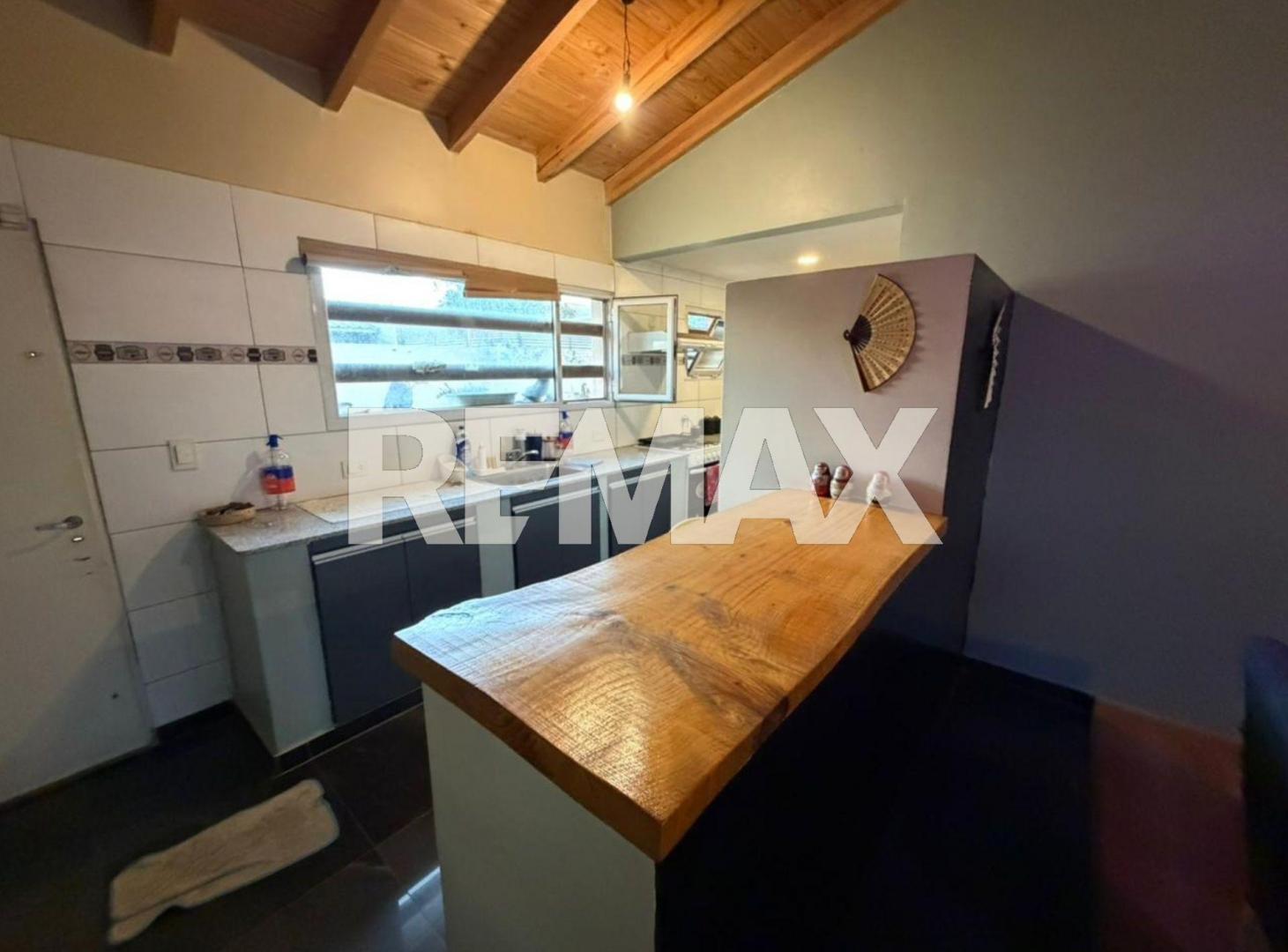 Foto de VENTA CASA 2 DORMITORIOS - CIPOLLETTI, imagen 4