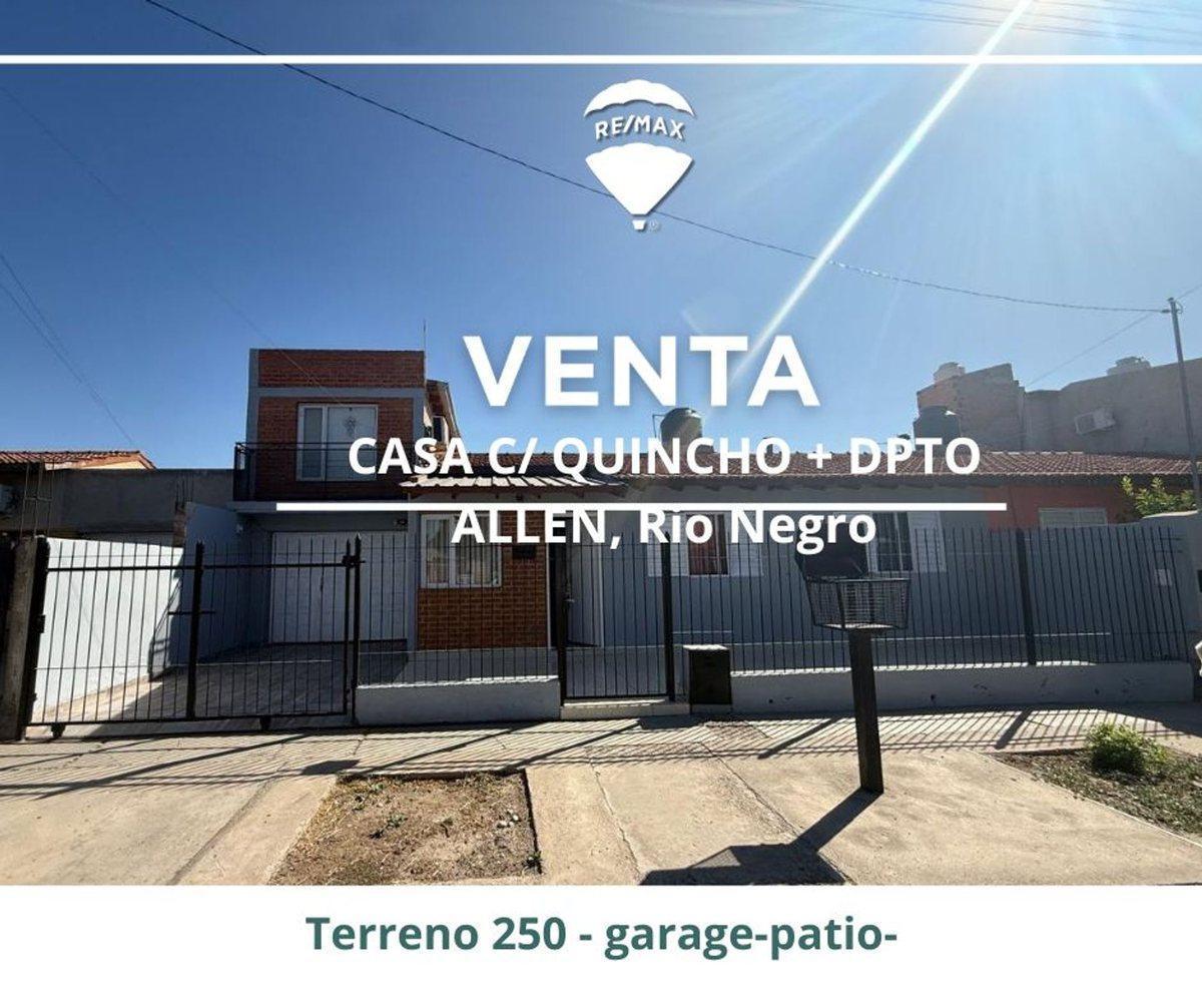 Foto de Casa de 3 dormitorios con quincho y departamento, imagen 2