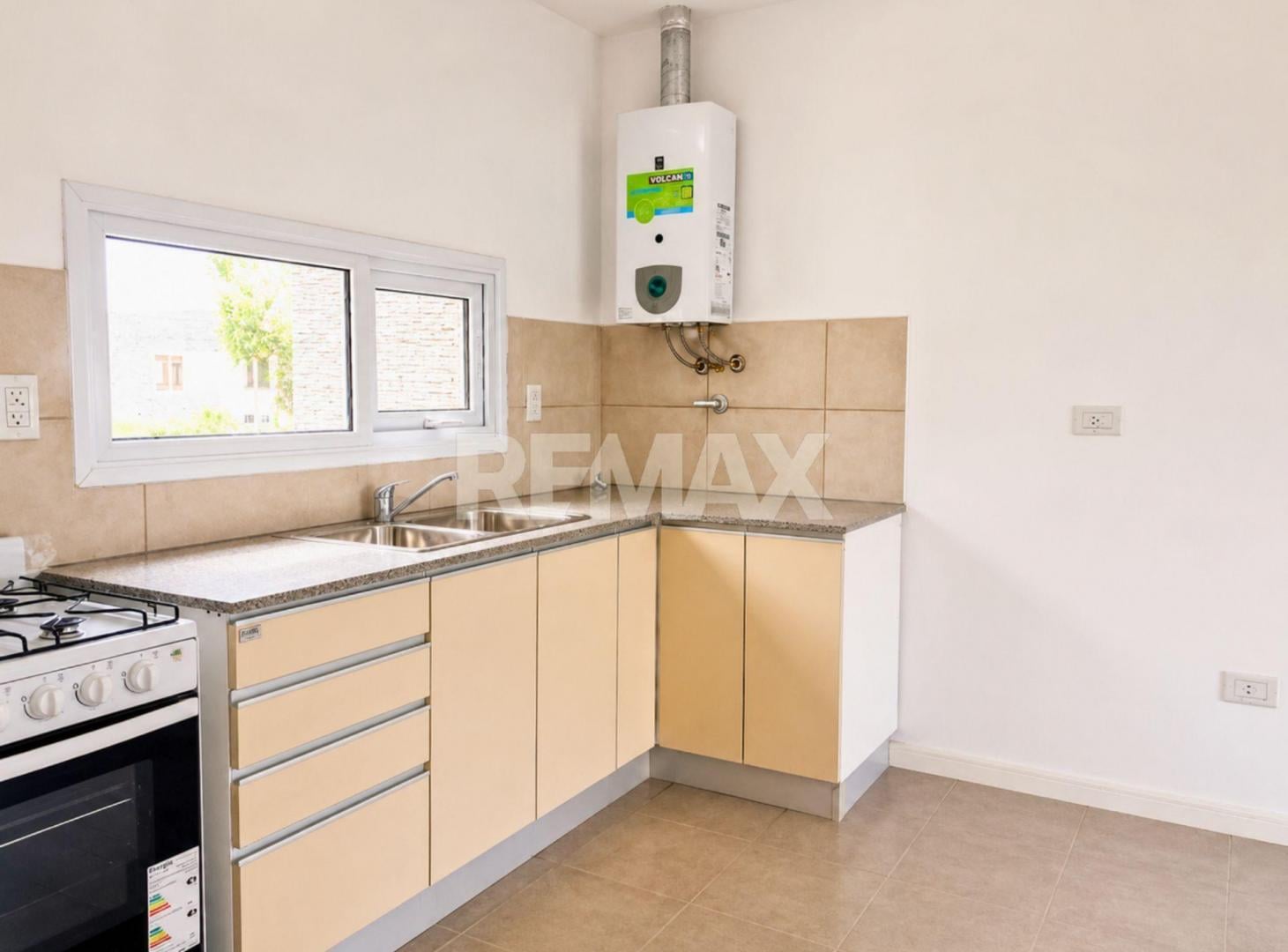 Foto de ALQUILER CASA CIPOLLETTI, imagen 5