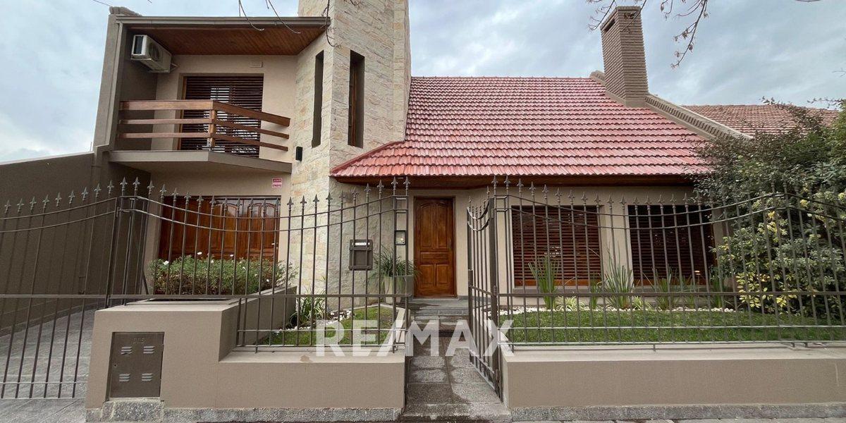 Foto de Casa en Venta 3 dormitorios Bº Flamingo Cipolletti, imagen 3