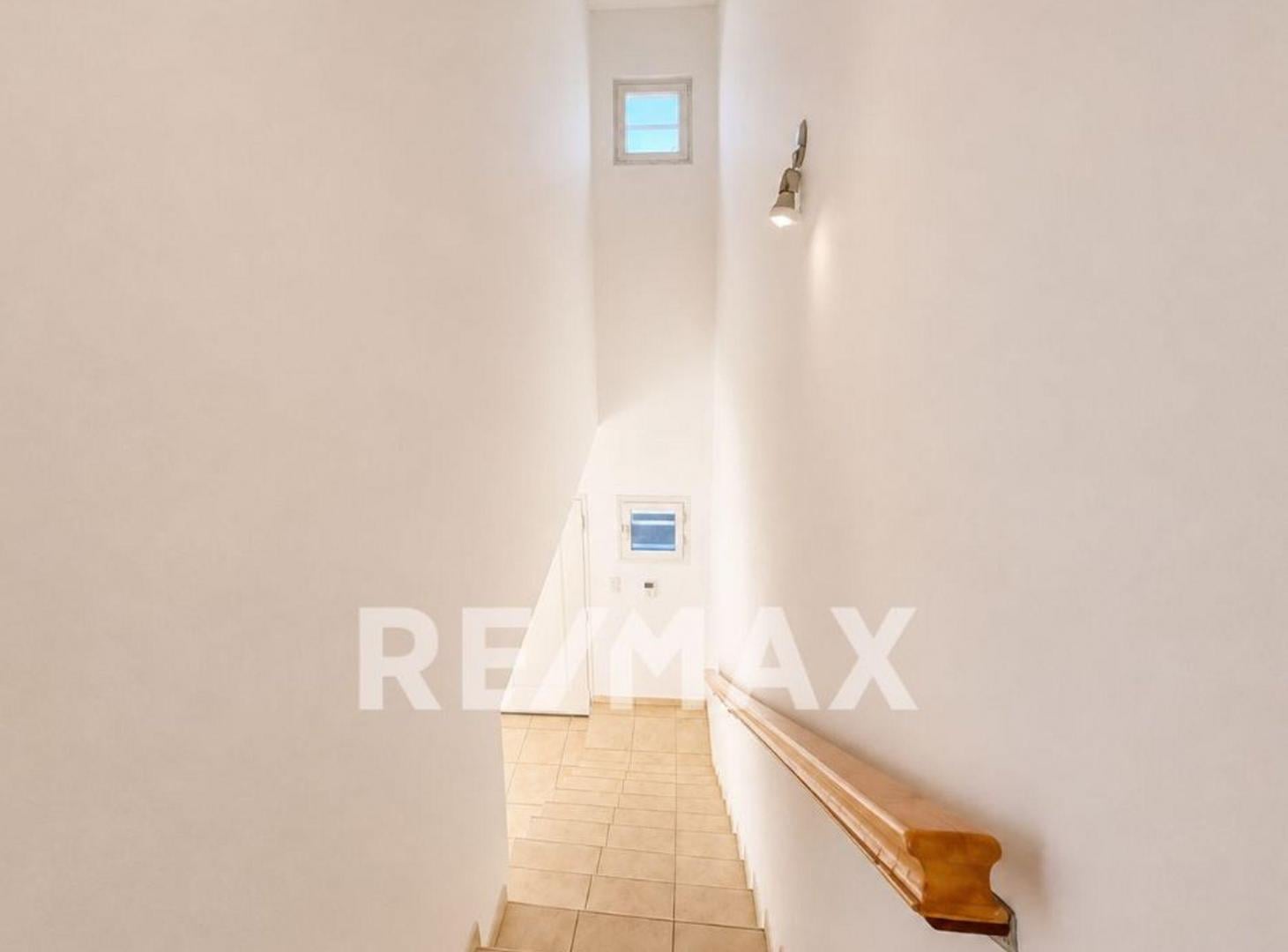 Foto de VENTA DUPLEX 2 DORMITORIOS CIPOLLETTI, imagen 3