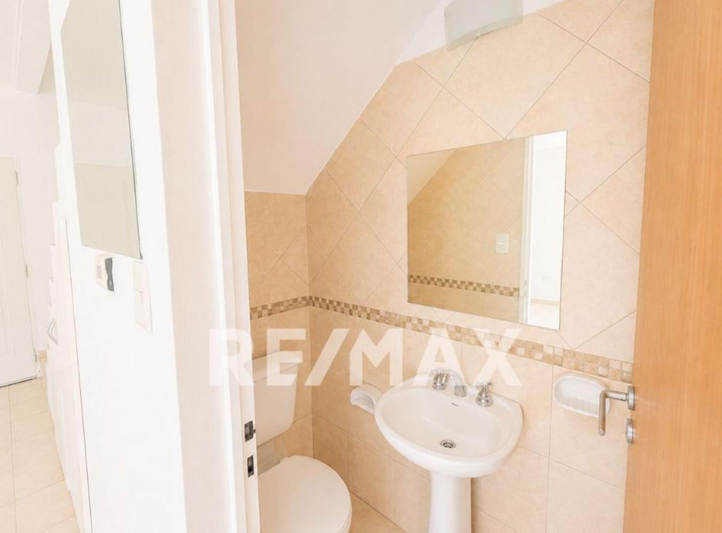 Foto de VENTA DUPLEX 2 DORMITORIOS CIPOLLETTI, imagen 5