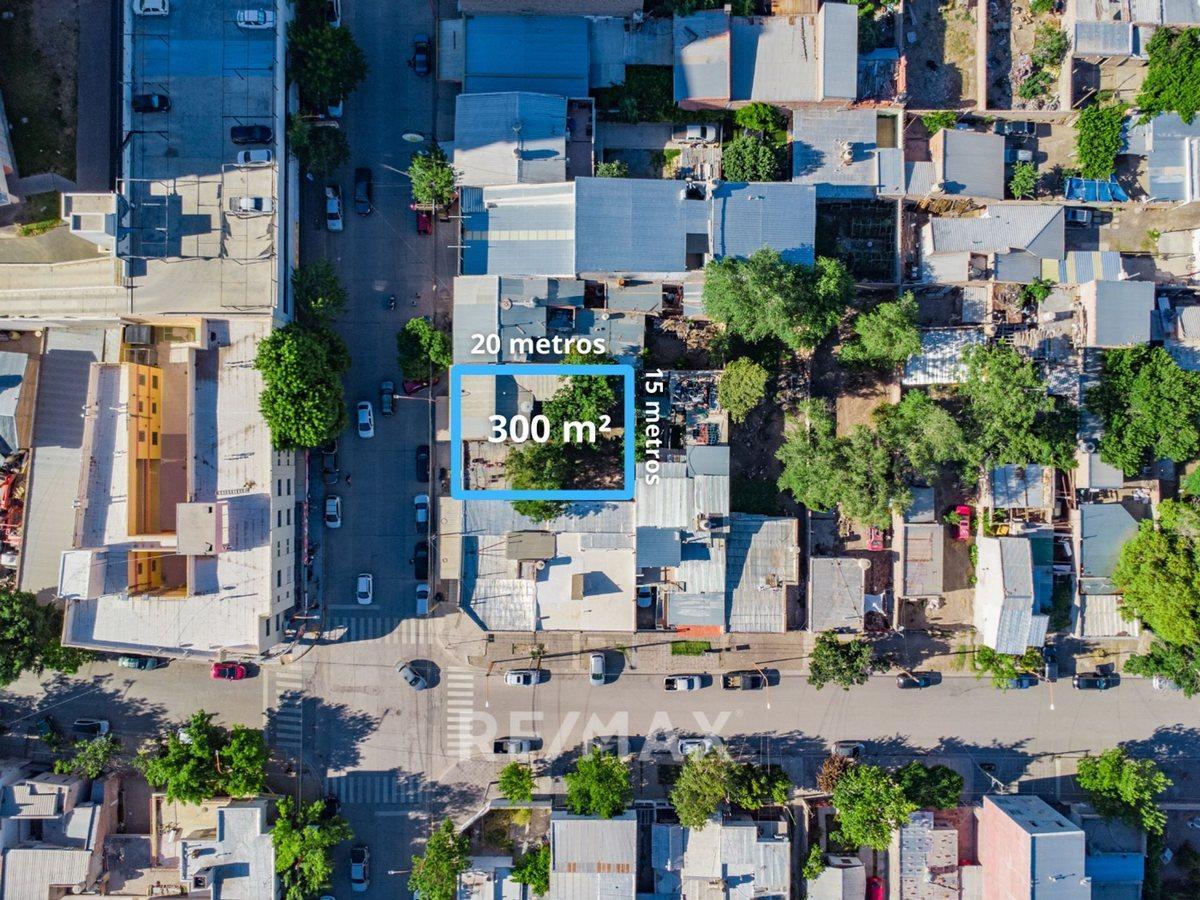 Foto de LOCALES COMERCIALES + DEPARTAMENTO EN VENTA, imagen 1