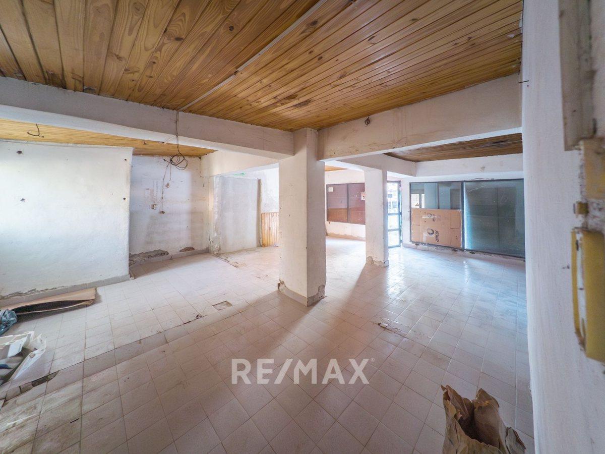 Foto de LOCALES COMERCIALES + DEPARTAMENTO EN VENTA, imagen 2