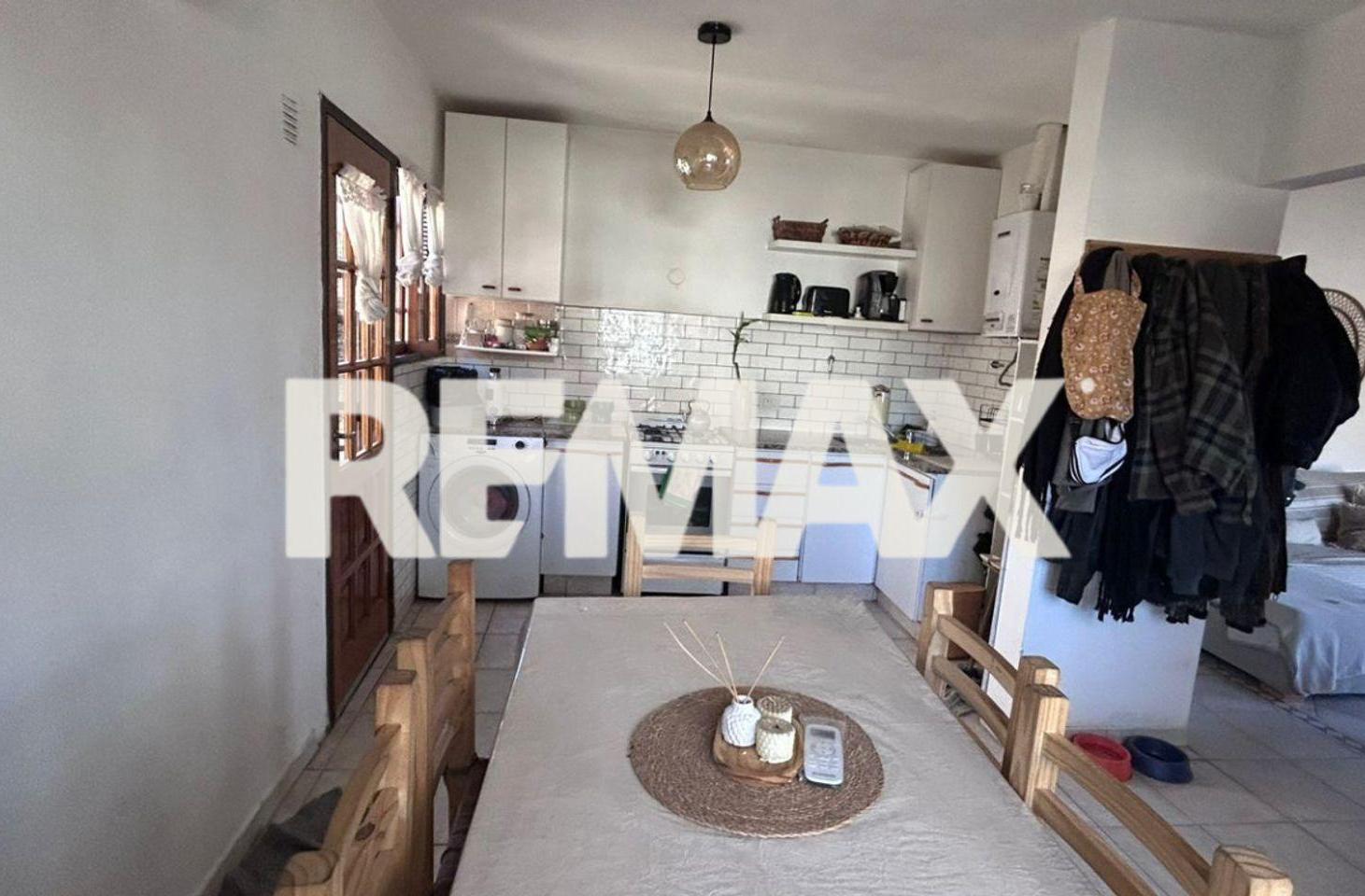 Foto de VENTA CASA 2 DORM. - RÍO NEUQUEN 206 - CIPOLLETTI, imagen 3