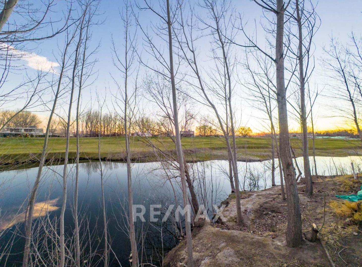 Foto de VENTA TERRENO UF 45 FONDO DE LAGUNA Y CANCHA, imagen 5