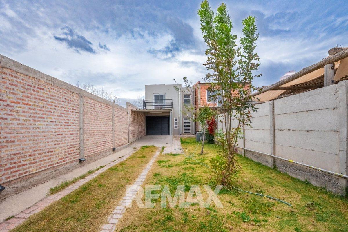 Foto de VENTA DUPLEX 2 DORM FERNANDEZ ORO, imagen 2