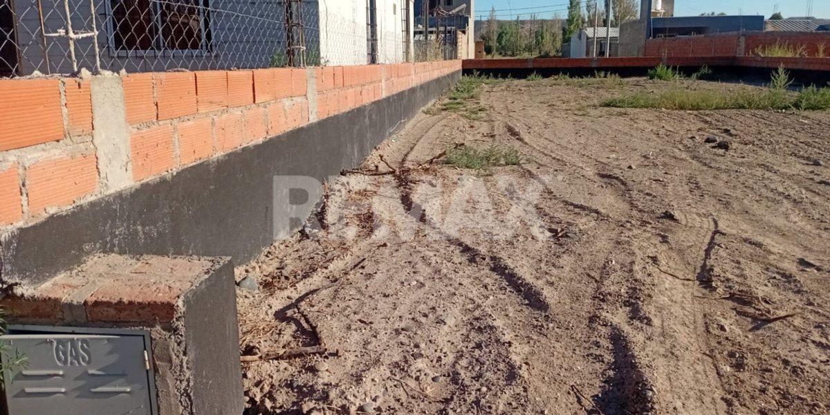 Foto de LOTE EN VENTA PLOTTIER C/ AVANCES DE CONSTRUCCION, imagen 2