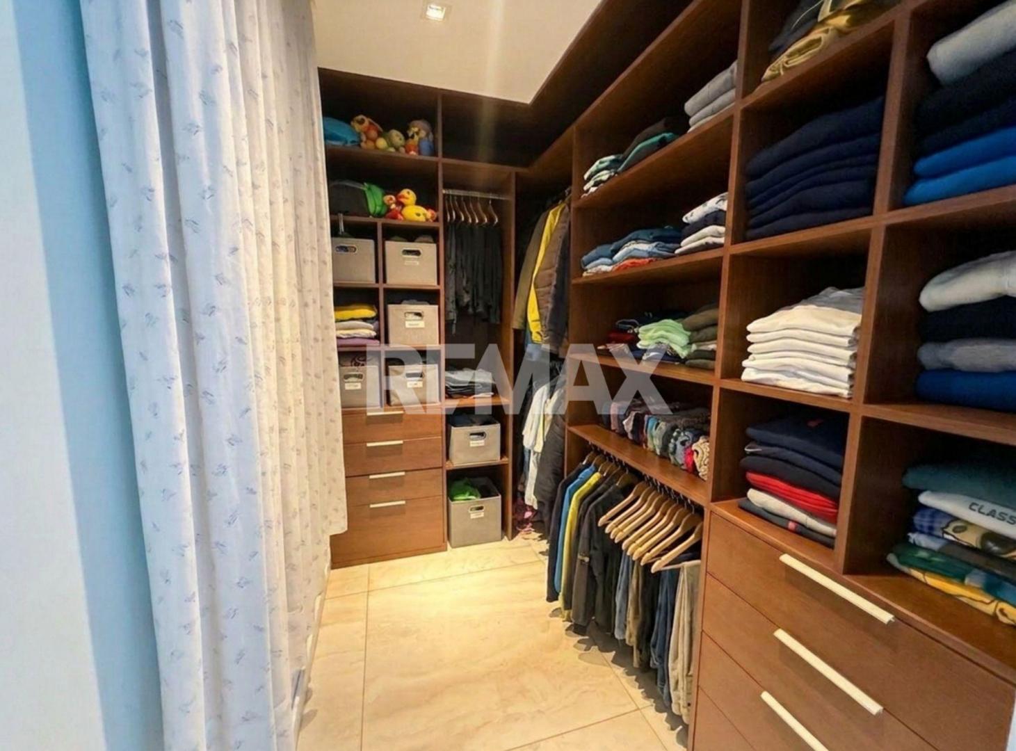 Foto de VENTA CASA 5 DORMITORIOS MANZANAR MILLENIUM, imagen 3