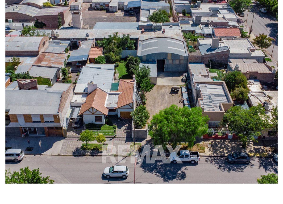 Foto de VENTA TERRENO APTO DESARROLLO C/GALPON CIPOLLETTI, imagen 1