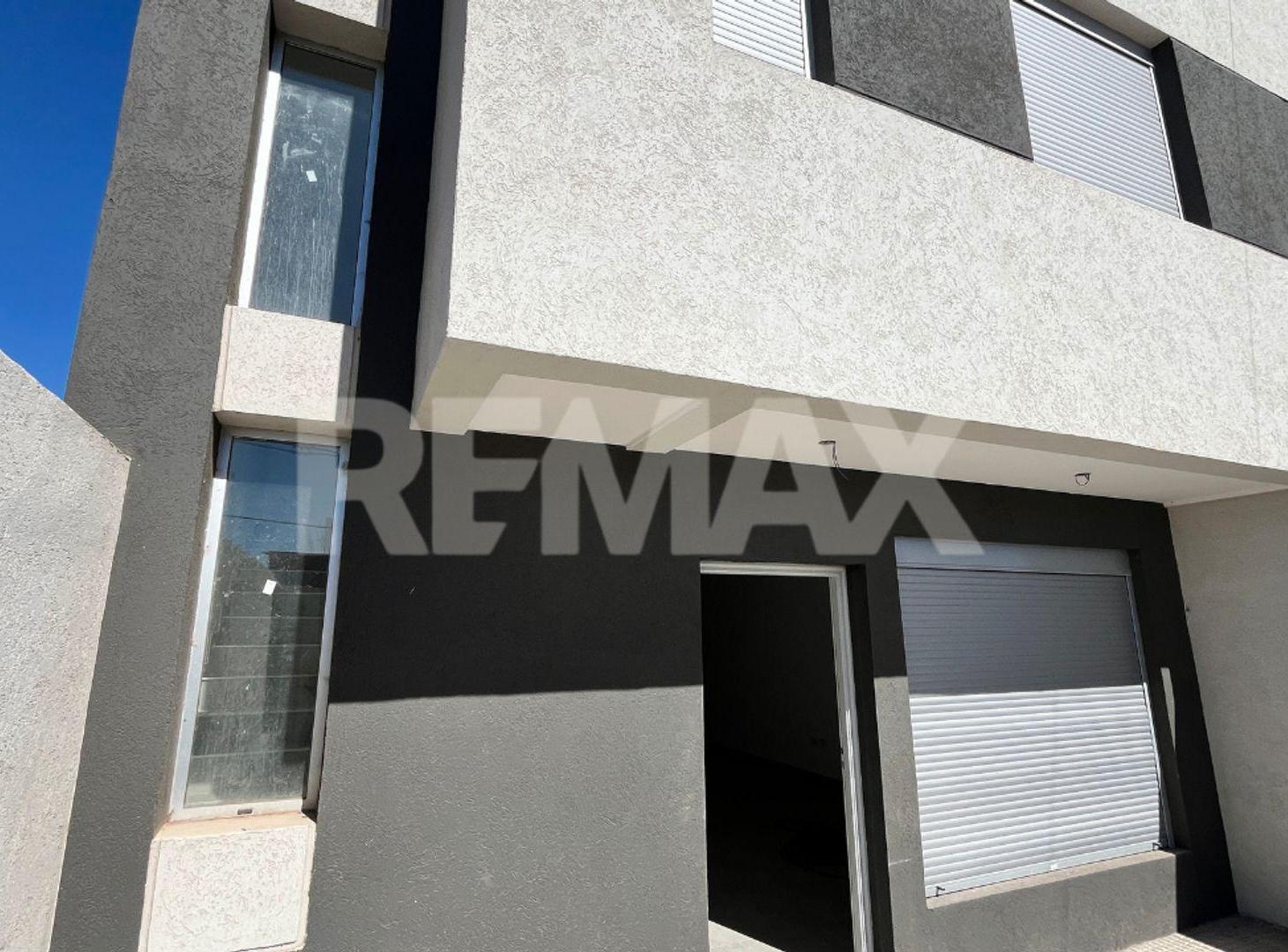 Foto de VENTA DUPLEX CIPOLLETTI, imagen 1
