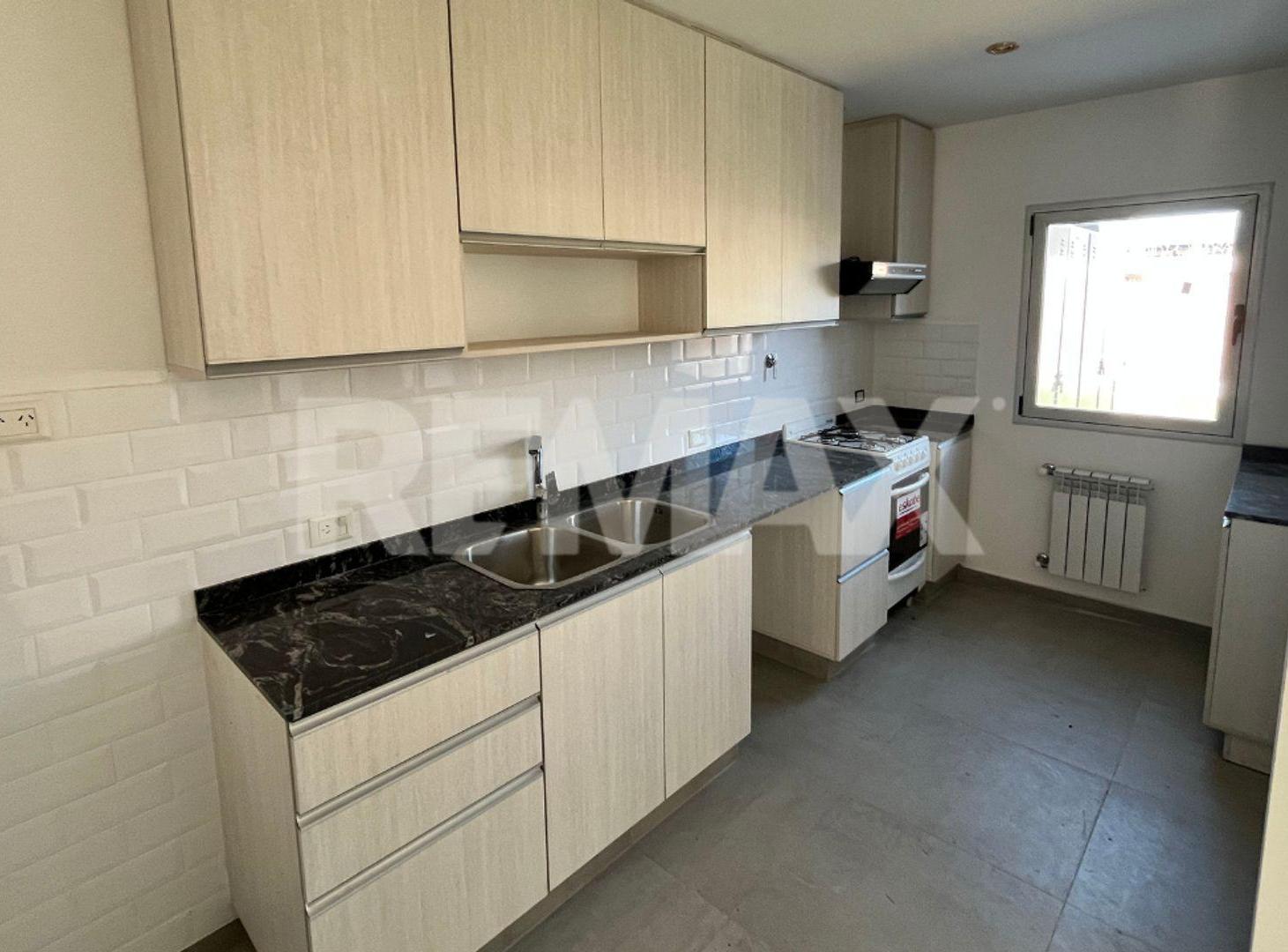 Foto de VENTA DUPLEX CIPOLLETTI, imagen 4