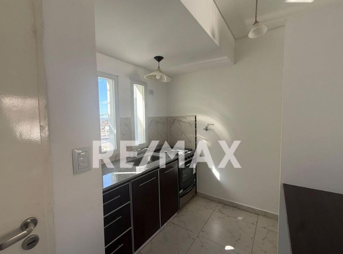 Foto de VENTA DEPARTAMENTO 1 DORMITORIO NEUQUEN, imagen 3