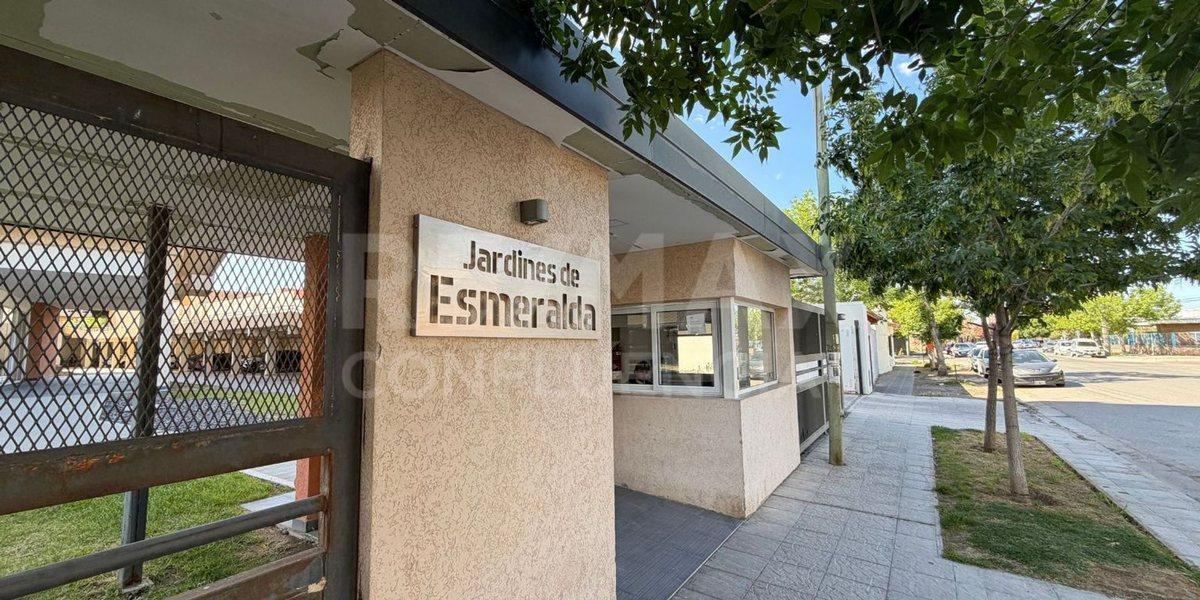 Foto de VENTA DE DEPARTAMENTO 1 DORMITORIO CIPOLLETTI, imagen 1