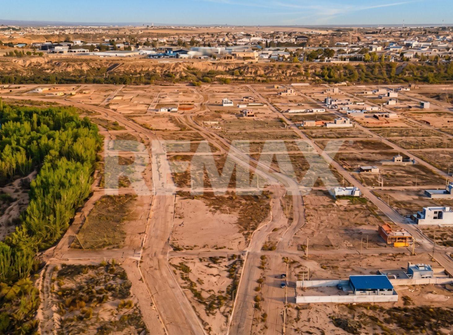 Foto de VENTA LOTE EN BARRIO PRIMA TERRA, CENTENARIO, imagen 4
