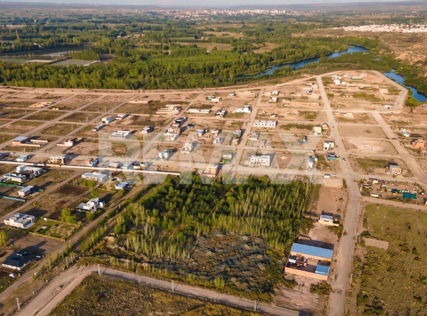 Foto de VENTA LOTE EN BARRIO PRIMA TERRA, CENTENARIO, imagen 3