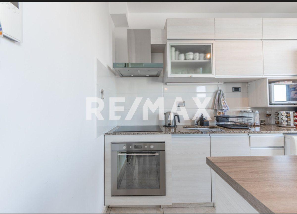 Foto de VENTA DEPARTAMENTO 2 DORMITORIOS CENTRO NEUQUEN, imagen 4