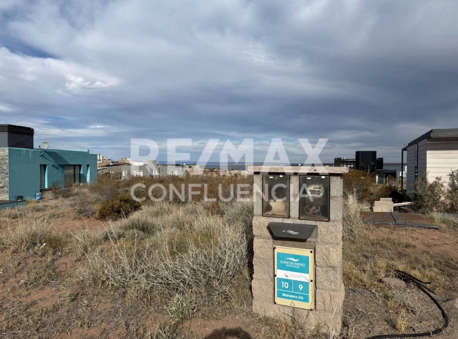 Foto de LOTE EN CHOCON MEDIO-TERRAZAS-A 300 MT DE LA COSTA, imagen 4
