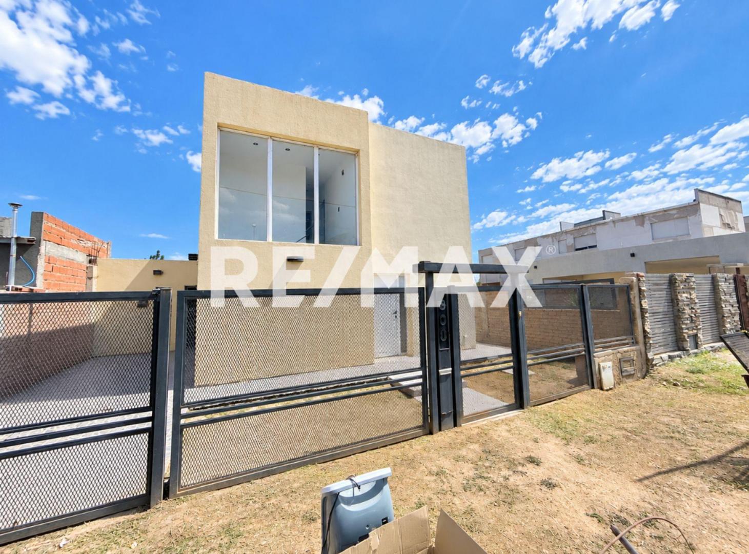 Foto de VENTA CASA 2 DORMITORIOS + QUINCHO FERNANDEZ ORO, imagen 1