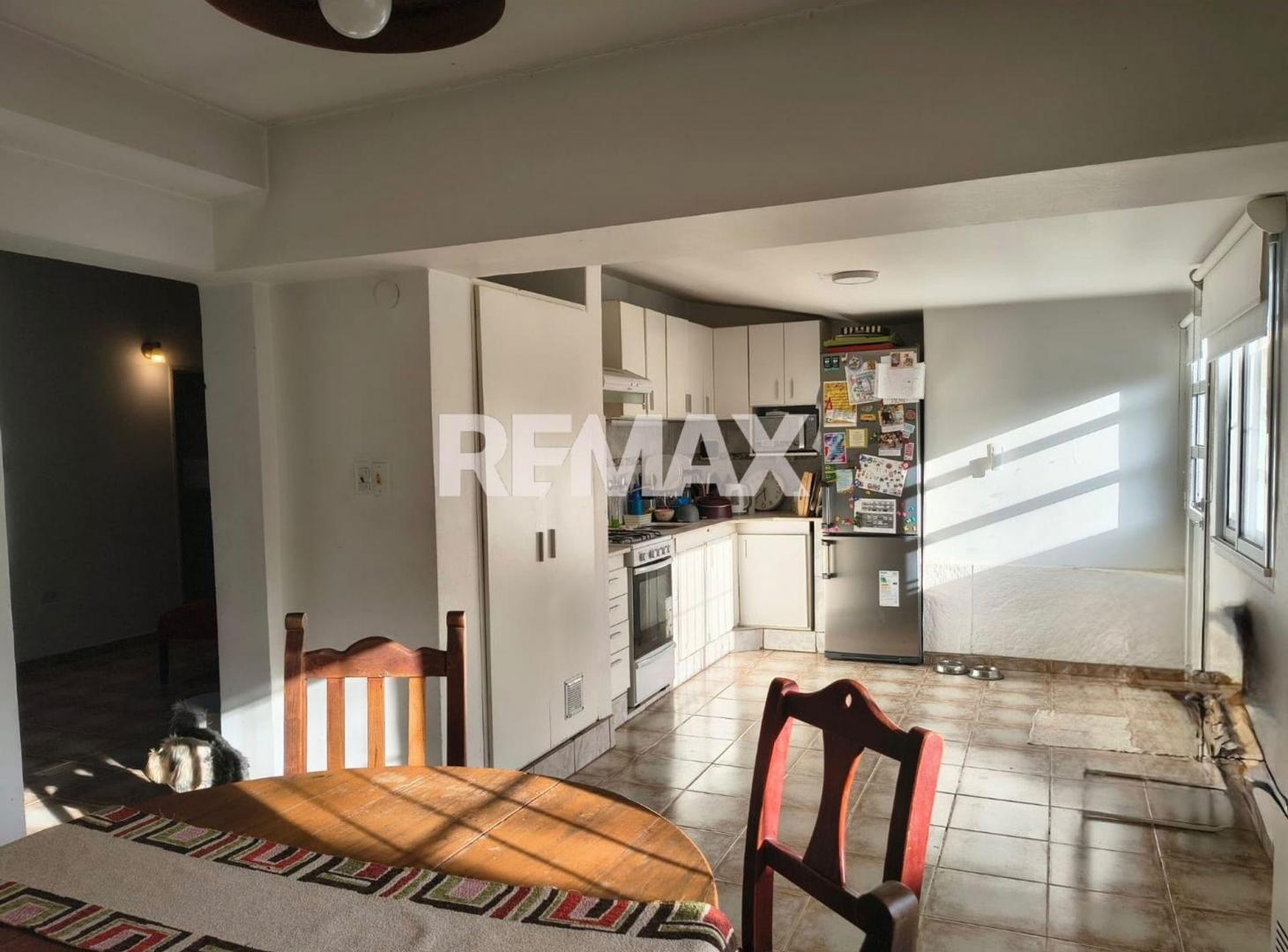 Foto de VENTA CASA DE 3 DORMITORIOS + QUINCHO - CIPOLLETTI, imagen 4