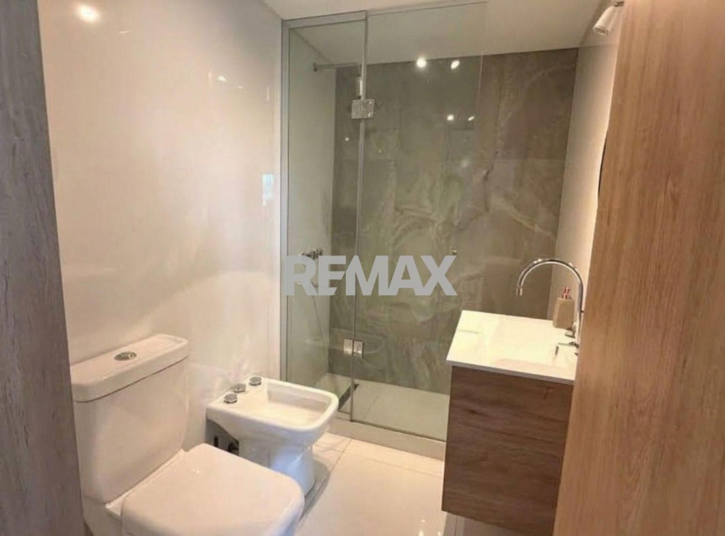 Foto de VENTA DEPARTAMENTO 1 DORM C/COCHERA NEUQUEN CENTRO, imagen 3