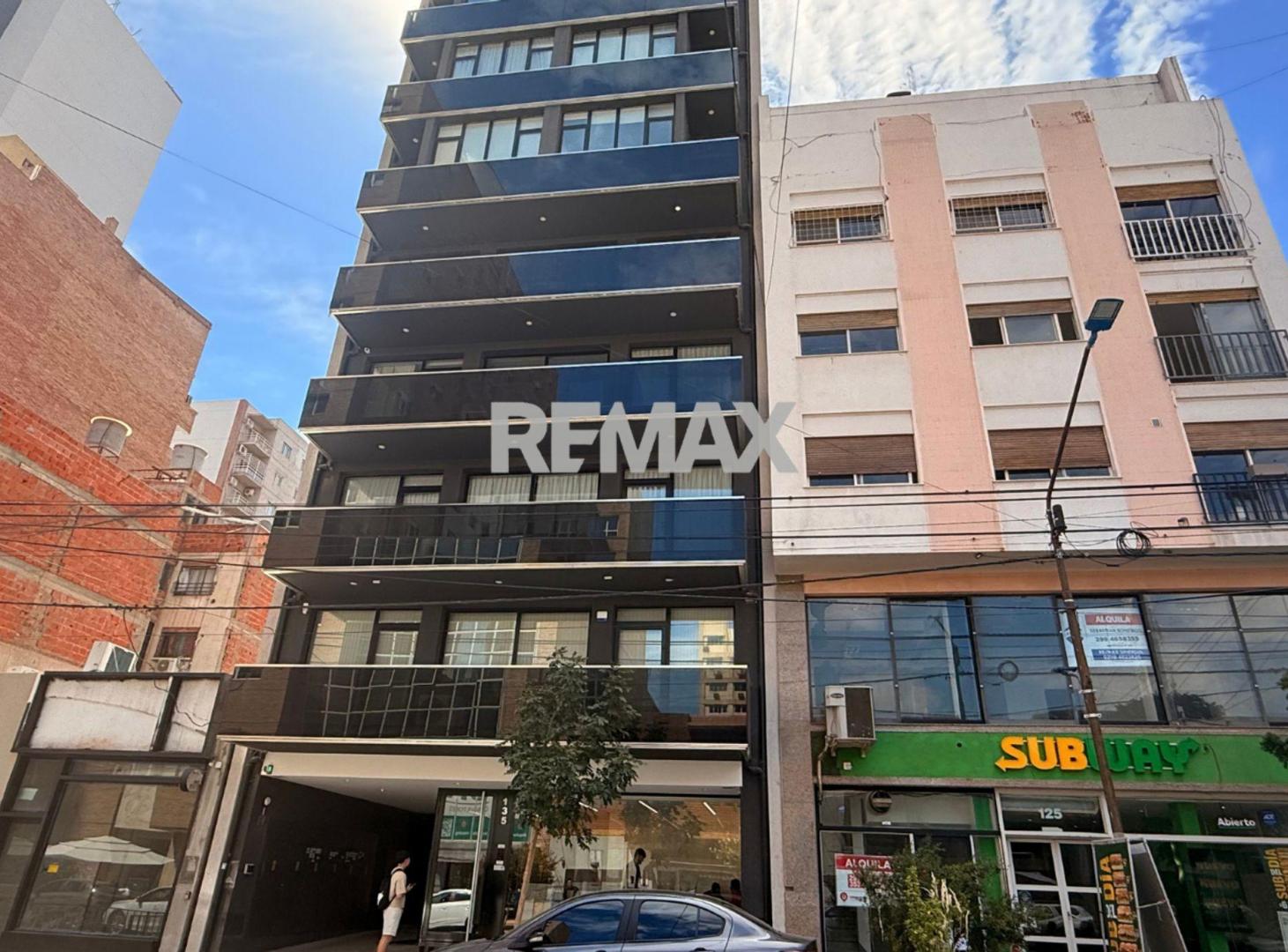 Foto de VENTA DEPARTAMENTO 1 DORM C/COCHERA NEUQUEN CENTRO, imagen 5